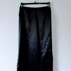 Vintage 1980s Vanity Fair Black Under Skirt